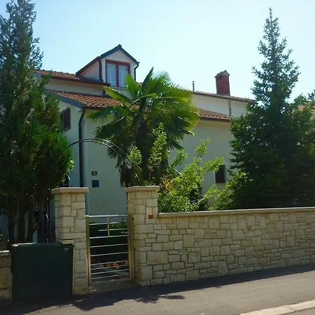Apartment Elena Porec