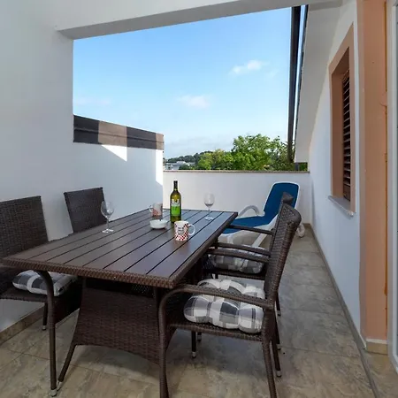 Elena Apartment Porec